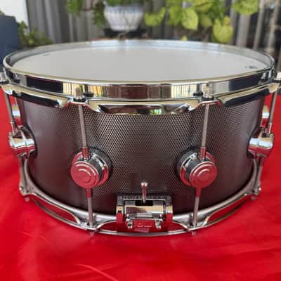 DW 6.5x14" Collector's Series Knurled Black Nickel over Steel Snare Drum w/ Chrome Hardware image 2