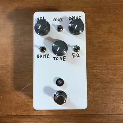 PedalPCB Oasis 2022 - White / Dark Gray image 1