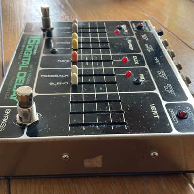 Original Electro Harmonix 16 Second Delay Includes 2 OG Reticon RF5609A Chips image 4