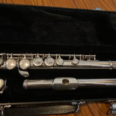 Yamaha Model 221 Flute-Very Clean All New Pads Plays Great! image 3