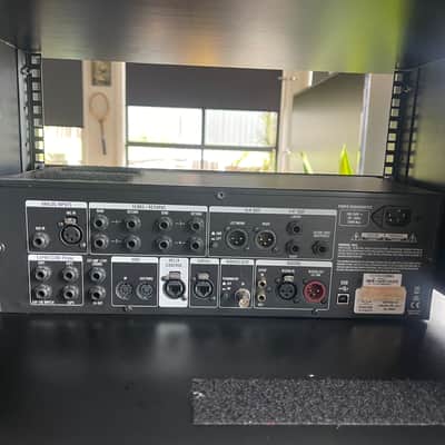 Line 6 Helix Rack + Rack and Pelican Case image 2