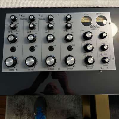 MasterSounds Radius 4 Mk1 Silver. Excellent - Free Shipping image 6