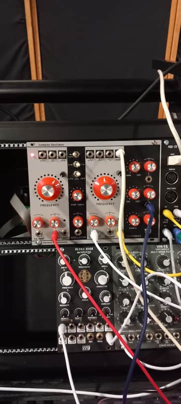 Verbos Electronics Complex Oscillator