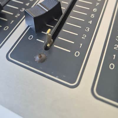 Stanford 751 "Silver Shadow" Analogue DJ Mixer image 14