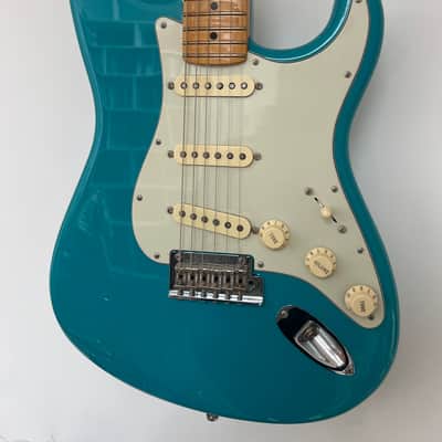 Fender American Professional II Stratocaster with Roasted Maple Neck, Rosewood Fretboard 2024 - 2025 - Sonic Blue image 2