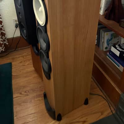 Beautiful Paradigm Monitor 9 v5 Audiophile Loudspeakers Excellent Condition image 4