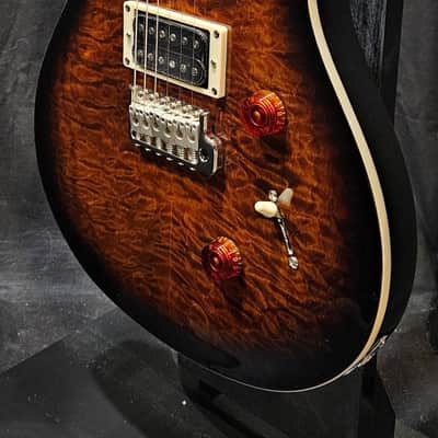 PRS SE Custom 24 Electric Guitar - Quilted Black Gold Sunburst 2024 image 7