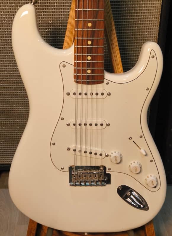 Fender Stratocaster 2022 Polaris White image 1