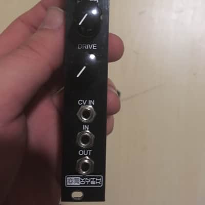 Synthrotek 308 Distortion