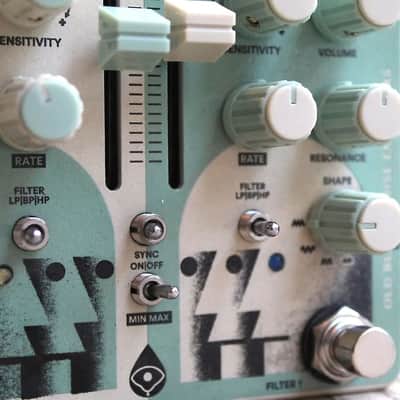 Old Blood Noise Endeavors Float Dual Moving Filter Cream / Mint Graphic image 4