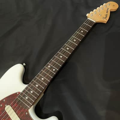 Fender Made in Japan Traditional 60s Mustang image 3