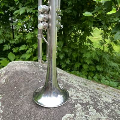 Antique York Professional Cornet #108179 Silver Plate c.1935 — Patent Pistons, Gold Wash Bell, Player Condition image 4
