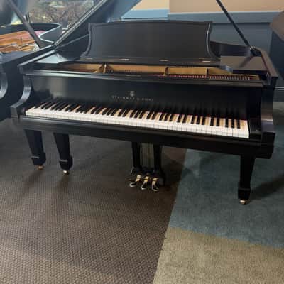 Steinway&Sons L 1923 - Ebony Satin image 3