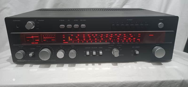 wega R3141 AM/FM Stereo Receiver 1978 image 1