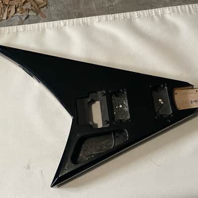 2000's MIJ Jackson RR3 RR Rhoads V Black Guitar Body Floyd Tremolo Ready image 1