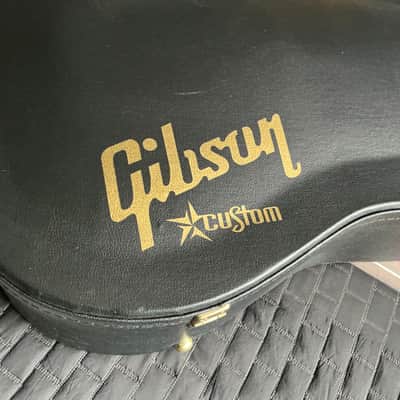 Gibson J-45 Custom Shop 30th Anniversary Gibson Montana Sunburst Dead Mint image 15