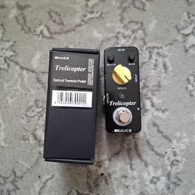 Mooer Trelicopter Tremolo Guitar Effect Pedal 2010s - Black image 1