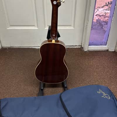 Used Fender Grace VanderWaal Signature Concert Ukulele w/ Gig Bag Local Pickup image 4