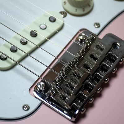 Fender Made in Japan Junior Collection Stratocaster Satin Shell Pink image 4