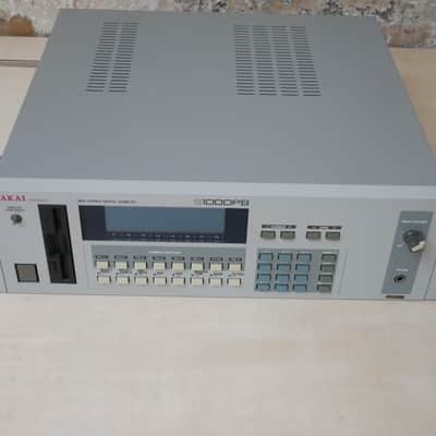 Akai • S1000PB MIDI Stereo Digital Sampler (1988) /// Serviced w/new PSU, RAM card and SCSI card image 7