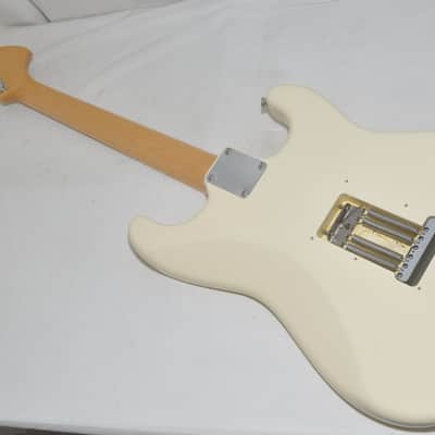 Fender Japan Custom Fender Stratocaster Electric Guitar Ref No 7719 image 11