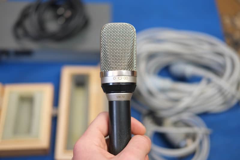Gefell MV692 / UM70 vintage condenser microphone with original 691PSU and cables image 1