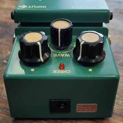 Boss TR-2 Tremolo Pedal Silver Label 2000s Taiwan image 4