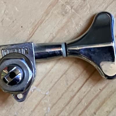 Single Ibanez Soundgear Gio GSR180 Bass Guitar Treble Side Tuning Peg / Head 2015 image 4