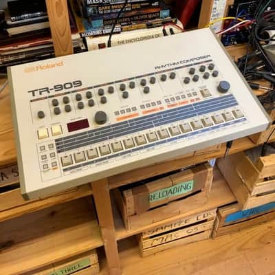 Roland TR-909 Rhythm Composer 1983 - 1985 image 2