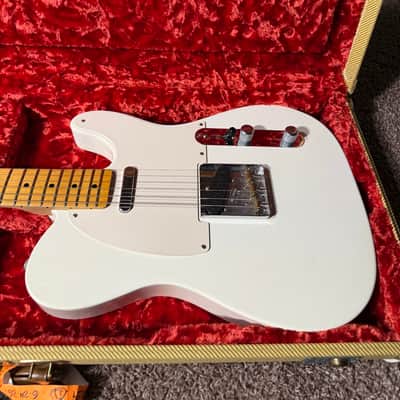 Fender 2012 Custom Shop '50s Reissue Telecaster Relic - Arctic White image 18