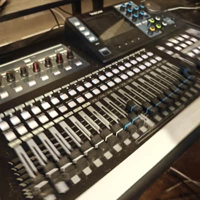 TASCAM DP-32SD 32-track Digital Portastudio 2014 - Present - Black image 2