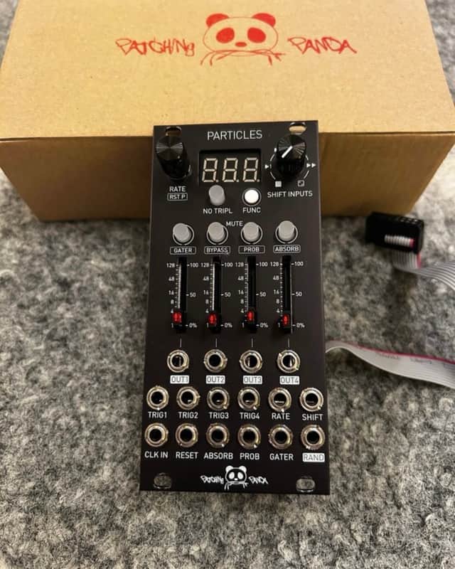 Patching Panda Particles Eurorack Synth Module 2024 - Present - Black imagen 1