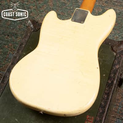 Vintage 1967 Fender Mustang with original case image 10