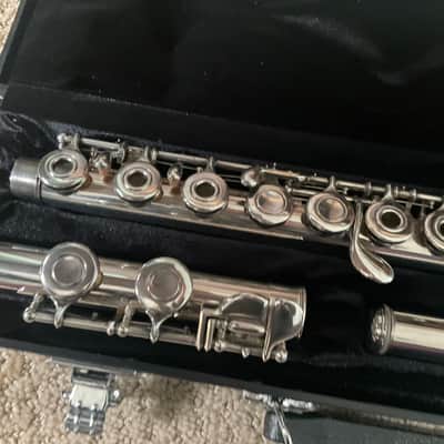 Yamaha YFL285S - Open Hole Flute w/All New Pads image 2