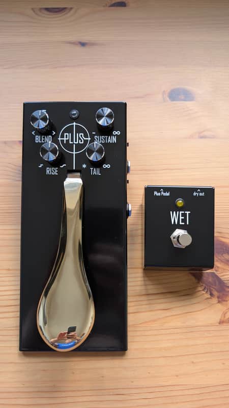 Gamechanger Audio Plus Sustain Pedal with Footswitch image 1