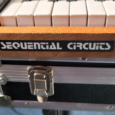Sequential Prophet T8 76-Key 8-Voice Polyphonic Synthesizer 1983 - 1986 - Black with Wood Sides image 2