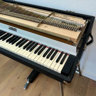 Pristine 1979 Fender Rhodes Mark I Stage 73-Key Electric Piano Black Rounded Top, Complete Stage Package it has been Tuned, Serviced, and Upgraded image 8