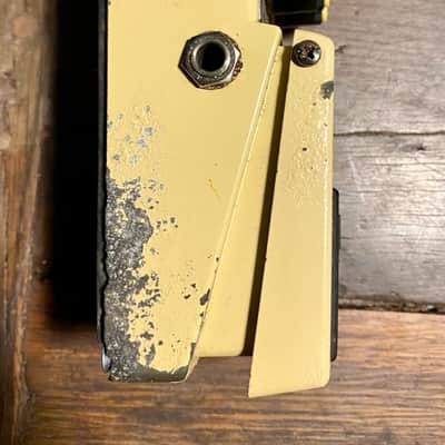 Boss FT-2 Dynamic Filter (Black Label) 1986 - 1989 - Yellow image 5