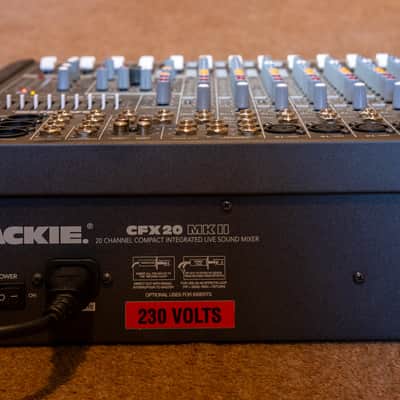 Mackie CFX20 MKII 20-Channel Compact Integrated Live Sound Reinforcement Mixer 2005 - 2012 - Dark Gray image 5