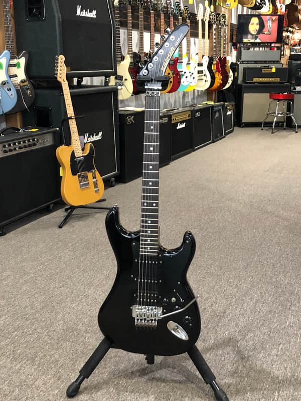 1984 Kramer Focus 3000 HSS - Black with Banana Headstock and