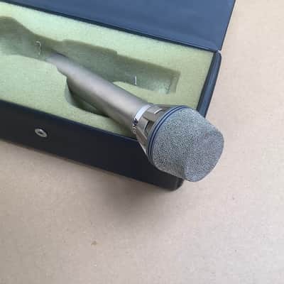 AKG AKG D 190 C Vintage made in Austria including original case / XLR plug image 2