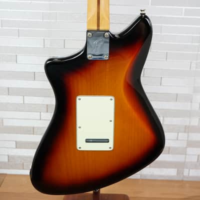 Fender Player Plus Meteora HH - 3-Color Sunburst image 2