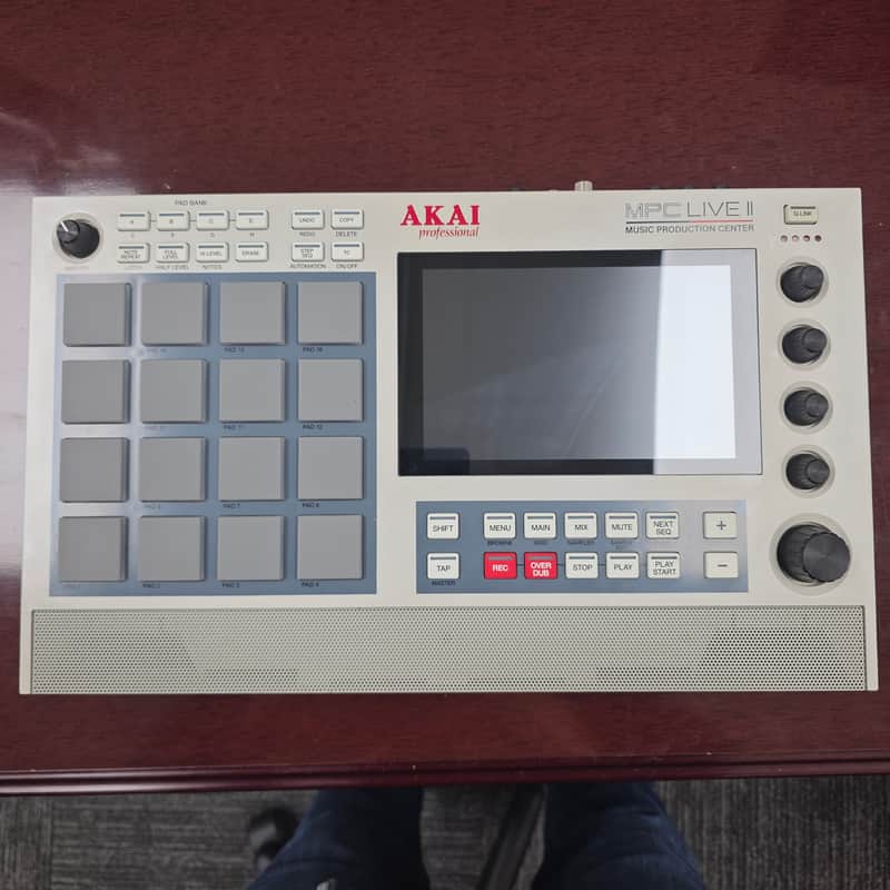 Akai MPC Live II Standalone Sampler / Sequencer Retro Edition 2020 - Present - Grey image 1