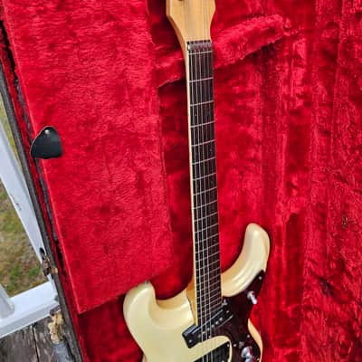 Mosrite Mark I (Ventures) 1965 - Pearl White - Made in USA image 22