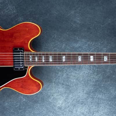 Gibson ES-335 Cherry 1967 ~ Secondhand image 2