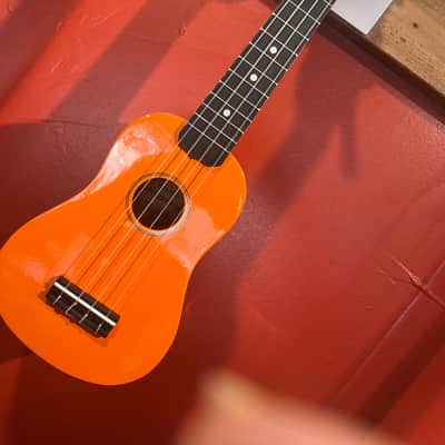 Crossroads Ukulele -Soprano 2024 - Orange image 4