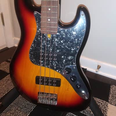 Bacchus BJB Jazz Bass w/Dual Humbucker Sunburst 9 lbs image 2