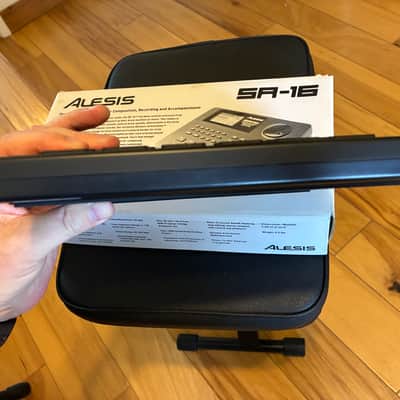 Alesis SR-16 Drum Machine 2010s - Black image 7