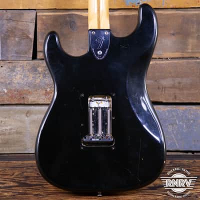 Fender Stratocaster with Maple Fretboard 1979 - Black image 2