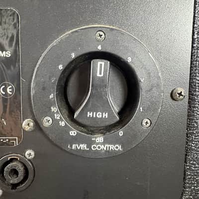 Ampeg SVT610HLF 6x10 600 Watt (1,200 Watts Program Handling) Bass Guitar Speaker Enclosure! image 6